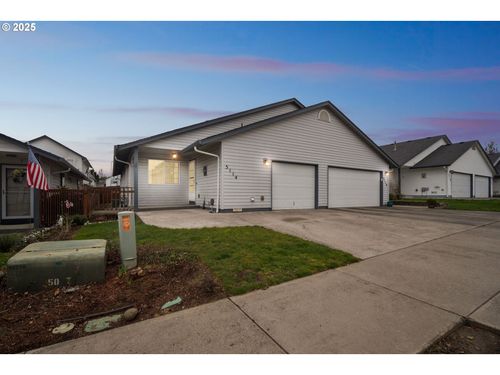 5114 Ne 76th Ave, Vancouver, WA, 98662-6264 | Card Image