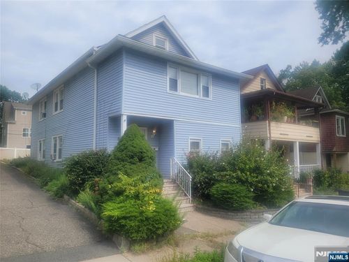 9 Rosedale Ave, Montclair, NJ, 07042-3307 | Card Image