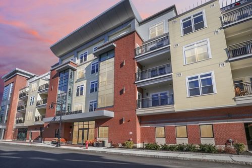 apt-204-62 Foundry St, Wakefield, MA, 01880-3269 | Card Image