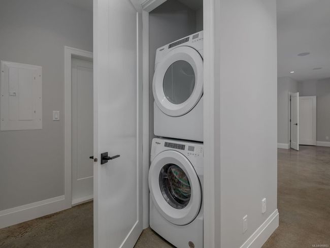 Suite Laundry | Image 61