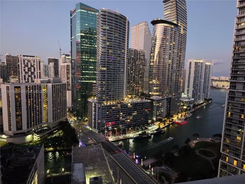 apt-3105-500 Brickell Ave, Miami, FL, 33131-2586 | Card Image