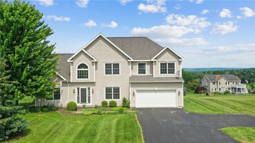 44 Aspen Way, Ithaca, NY, 14850-9589 | Card Image