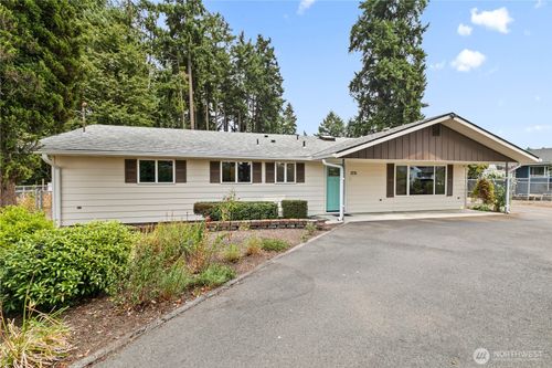 1751 S 92nd St, Tacoma, WA, 98444-3039 | Card Image