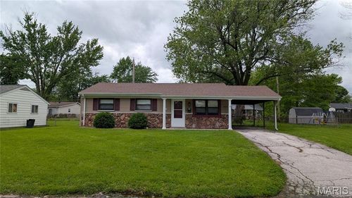 809 Jacobs Ln, O Fallon, MO, 63366-1732 | Card Image