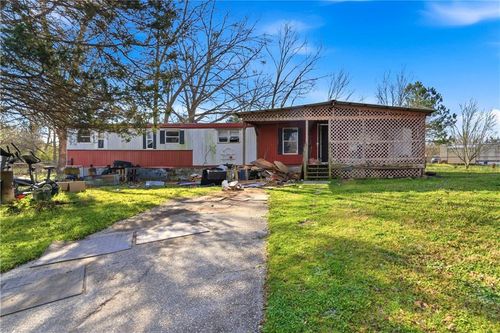 181 Rockwood Ln, Locust Grove, GA, 30248-3831 | Card Image