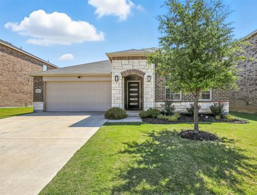 10113 Wyseby Rd, Crowley, TX, 76036-3823 | Card Image