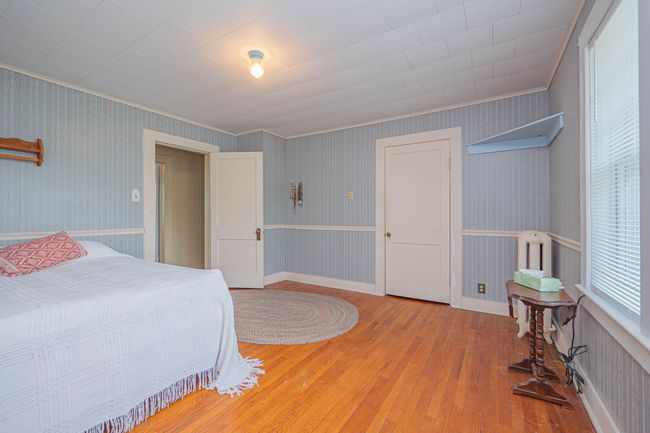 409 E Elm St, House other with 3 bedrooms, 2 bathrooms and null parking in Huntsville MO | Image 19