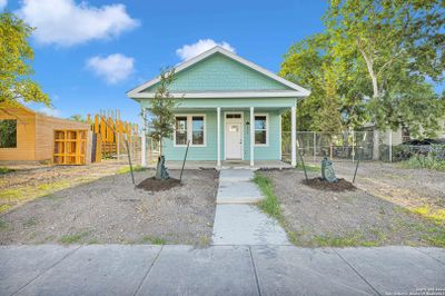 302 San Salvador, House other with 2 bedrooms, 2 bathrooms and null parking in San Antonio TX | Image 1