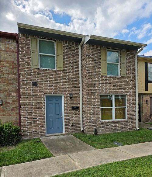 1053 Willow Oaks Cir, Pasadena, TX, 77506-5133 | Card Image