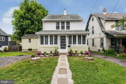 209 Willow Rd, WALLINGFORD, PA, 19086-7108 | Card Image