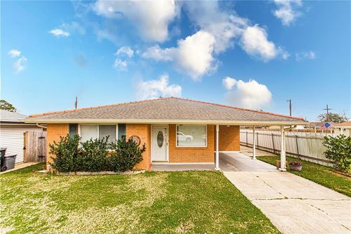 7525 Asteroid St, Violet, LA, 70092-4111 | Card Image