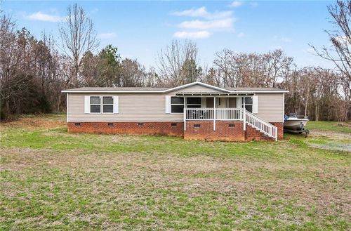 4963 Thom Road, Mebane, NC, 27302 | Card Image