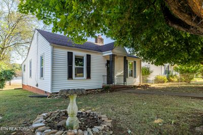 719 Ferry St, House other with 3 bedrooms, 2 bathrooms and null parking in Loudon TN | Image 1