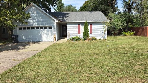 524 Elm St, Mt Zion, IL, 62549-1317 | Card Image