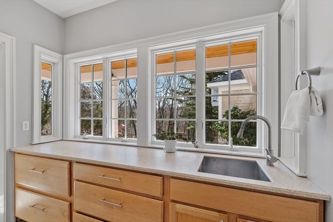 50 Castle View Dr, House other with 4 bedrooms, 5 bathrooms and 3 parking in Gloucester MA | Image 12