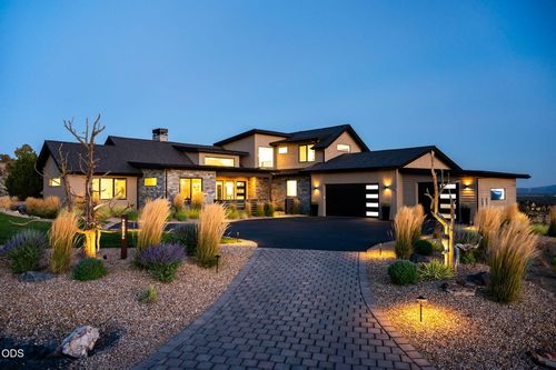 16536 Sw Pinnacle Court, Powell Butte, OR, 97753 | Card Image