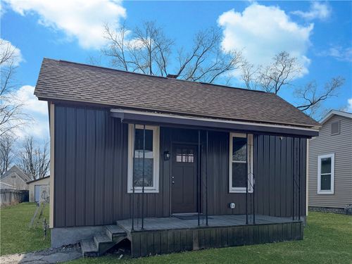 2413 Moultrie Ave, Mattoon, IL, 61938-2626 | Card Image