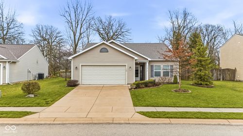 1123 Maple Run Dr, Sheridan, IN, 46069-5503 | Card Image