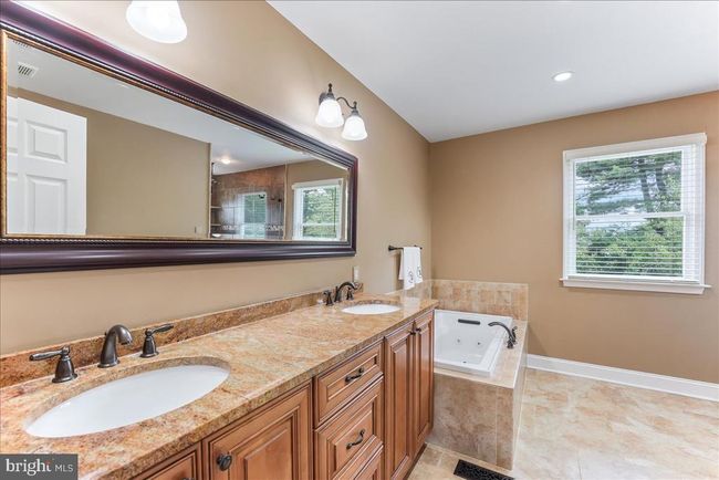 2010 Black Bird Cir, House other with 4 bedrooms, 3 bathrooms and null parking in AUDUBON PA | Image 29
