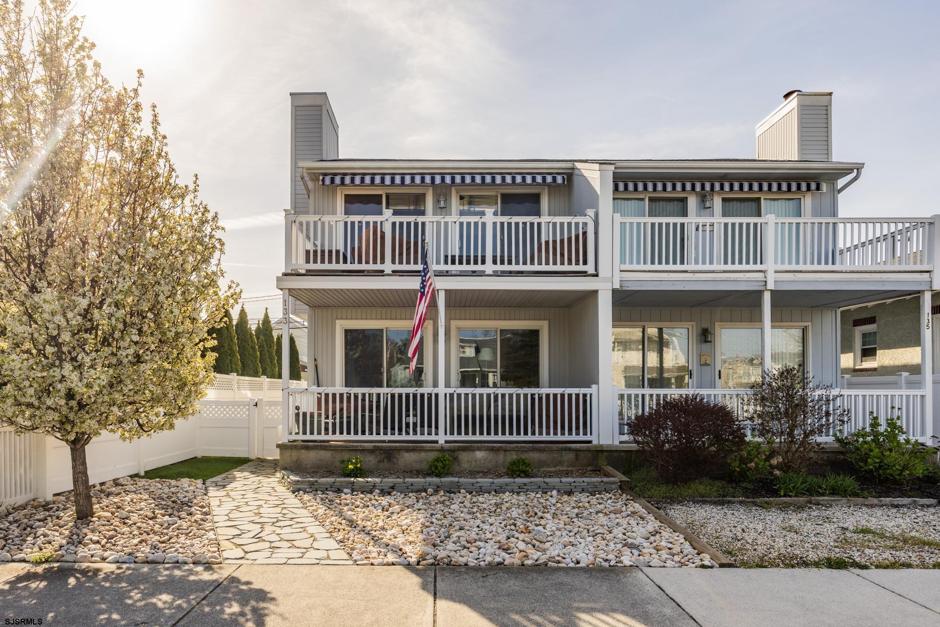 Wesley Ave, Ocean City, NJ 08226