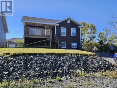 39 Prince St, Home with 5 bedrooms, 3 bathrooms and null parking in Clarenville NL | Image 1