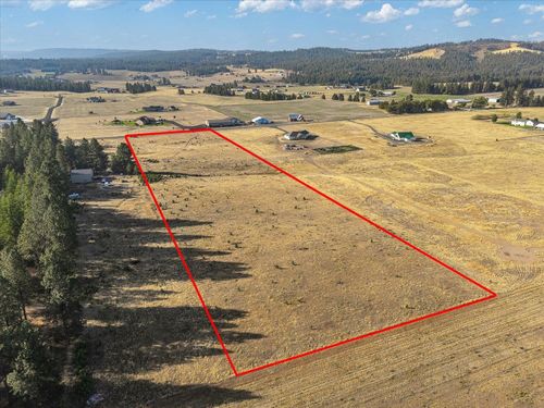 1702 W Monroe Rd, Colbert, WA, 99005-5106 | Card Image