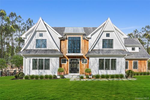 94 Merchants Path, Sagaponack, NY, 11962-2064 | Card Image