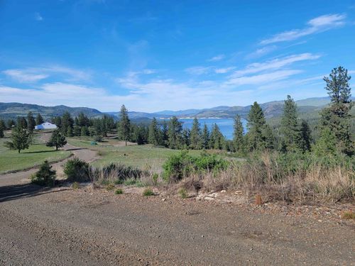 5200 Moose Tracks Way, Fruitland, WA, 99129 | Card Image
