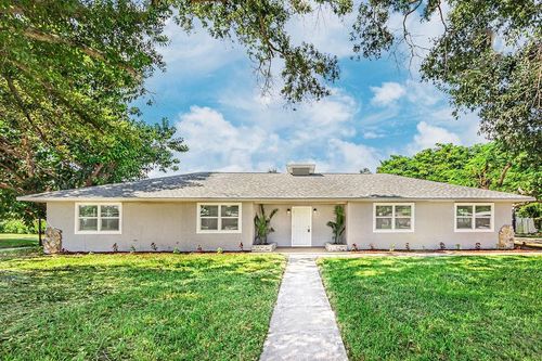 300 Riomar Dr, Port St. Lucie, FL, 34952-1387 | Card Image