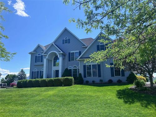 16 Chelsea Dr, Horseheads, NY, 14845-2273 | Card Image