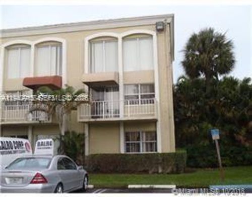 201-17901 Nw 68th Ave, Hialeah, FL, 33015-3960 | Card Image