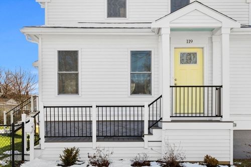 119 Pebble St, Fall River, MA, 02721-2521 | Card Image