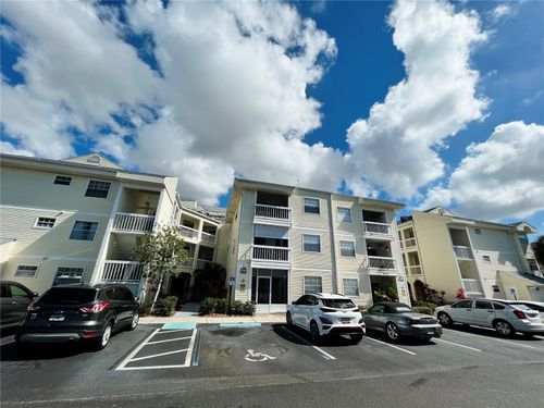 10208-6908 Stones Throw Cir N, ST PETERSBURG, FL, 33710-4789 | Card Image