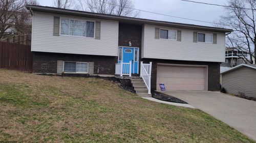 1810 Bunker Ave, Fairmont, WV, 26554-8530 | Card Image