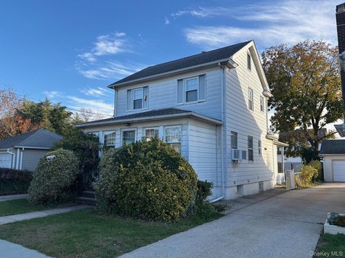 220 93rd Rd, Queens Village, NY, 11428-1912 | Card Image