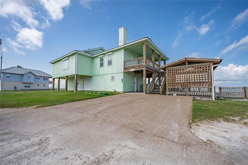 740 Copano Cove Rd, Rockport, TX, 78382-9526 | Card Image