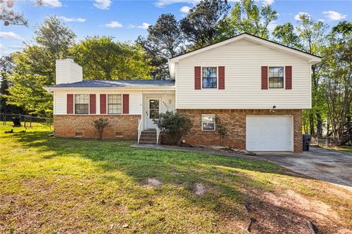 4887 Hull Rd Se, Conyers, GA, 30094-4364 | Card Image