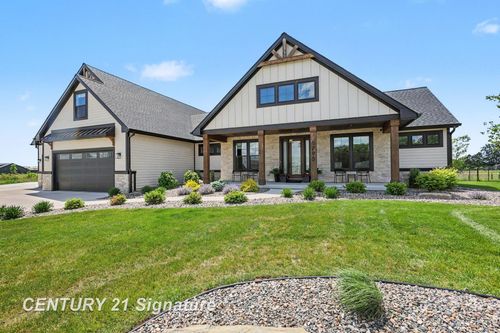 8795 Copper Court, Tittabawassee Township, MI, 48623 | Card Image