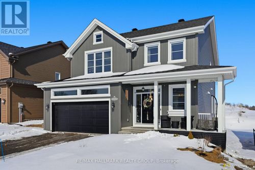 3 Arber St, Vankleek Hill, ON, K0B1R0 | Card Image