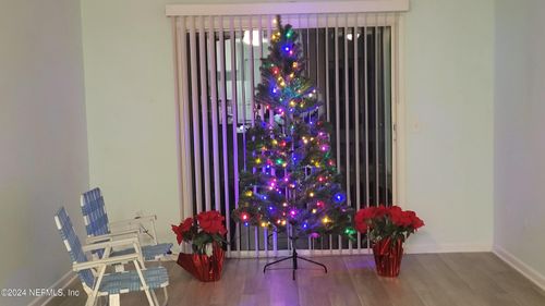 b12-700 W Pope Rd, St Augustine, FL, 32080-9186 | Card Image