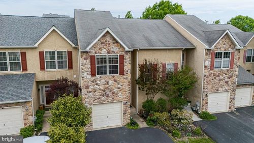 80 Chadwick Cir, NORRISTOWN, PA, 19403-4560 | Card Image