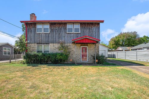 8615 Ronnie St, White Settlement, TX, 76108-1523 | Card Image