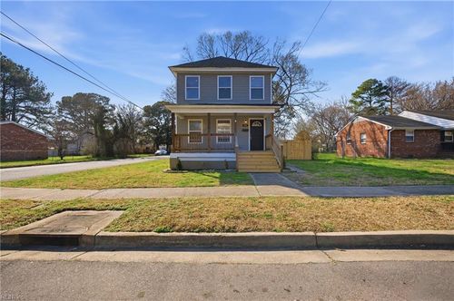 954 Florida Ave, Portsmouth, VA, 23707-1922 | Card Image