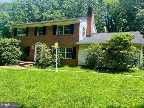 2621 Hunter Mill Rd, OAKTON, VA, 22124-1509 | Card Image