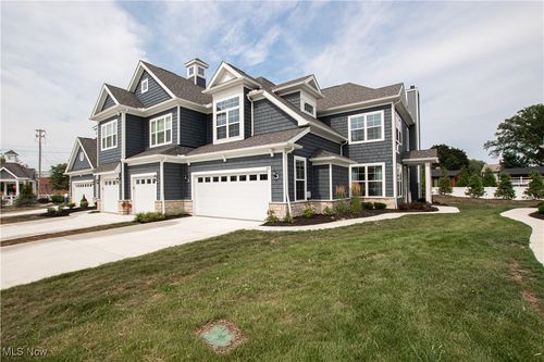 505 Port Side Dr, Avon Lake, OH, 44012-2000 | Card Image