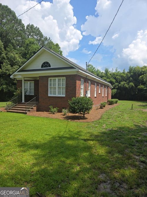 824 W Railroad St, Claxton, GA, 30417-1878 | Card Image