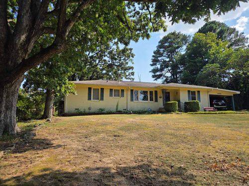 1405 Hillcrest Dr, Searcy, AR, 72143-3922 | Card Image