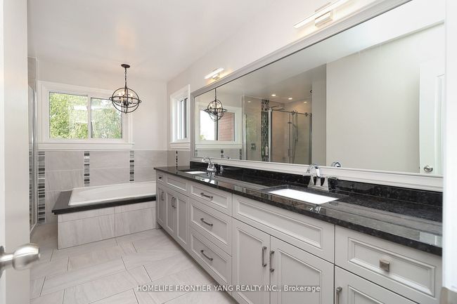 8 Wigston Crt, House other with 5 bedrooms, 3 bathrooms and 4 parking in Whitby ON | Image 31