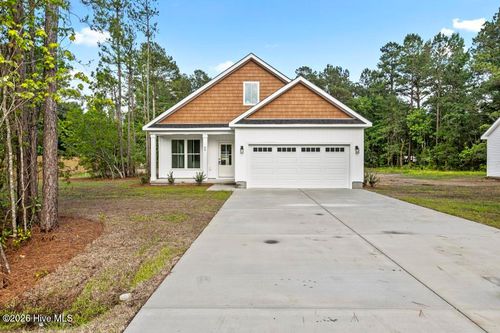 86 Whispering Pines Ct, Hampstead, NC, 28443 | Card Image