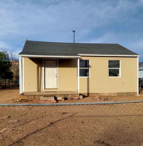 131 W Whitmore Dr, East Carbon, UT, 84520-8001 | Card Image